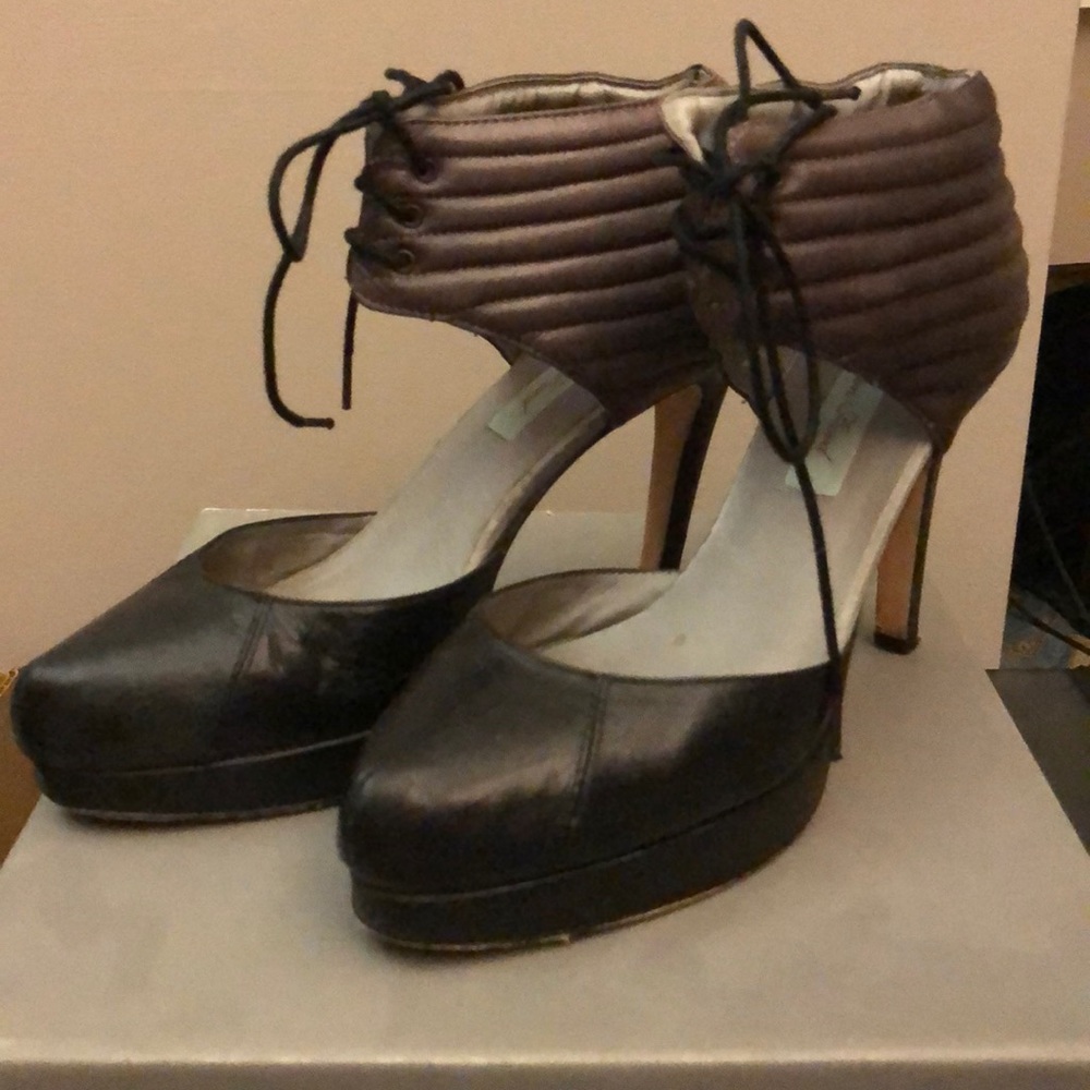 Geren Ford Tess heels